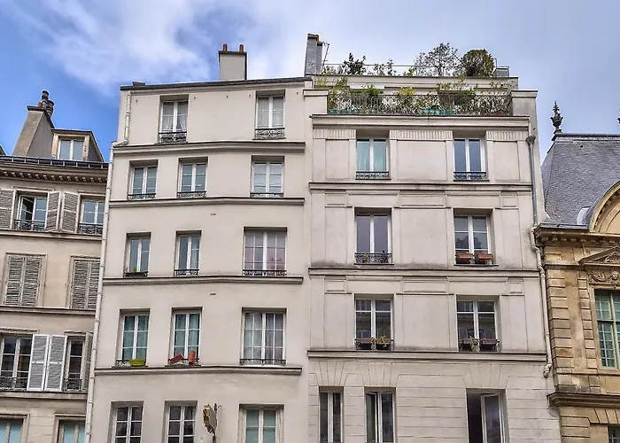 The Perfect Parisian 2 Bdrs Flat At Le Marais