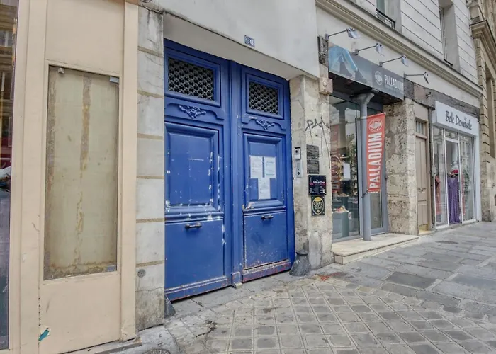 The Perfect Parisian 2 Bdrs Flat At Le Marais